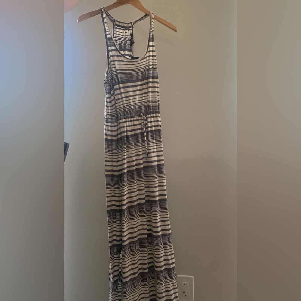 grey stripped maxi dress